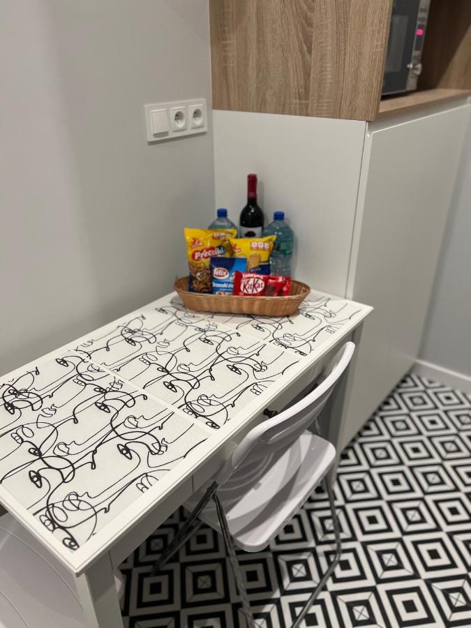 Bielany Apart Joanny Obok Metra Βαρσοβία Εξωτερικό φωτογραφία